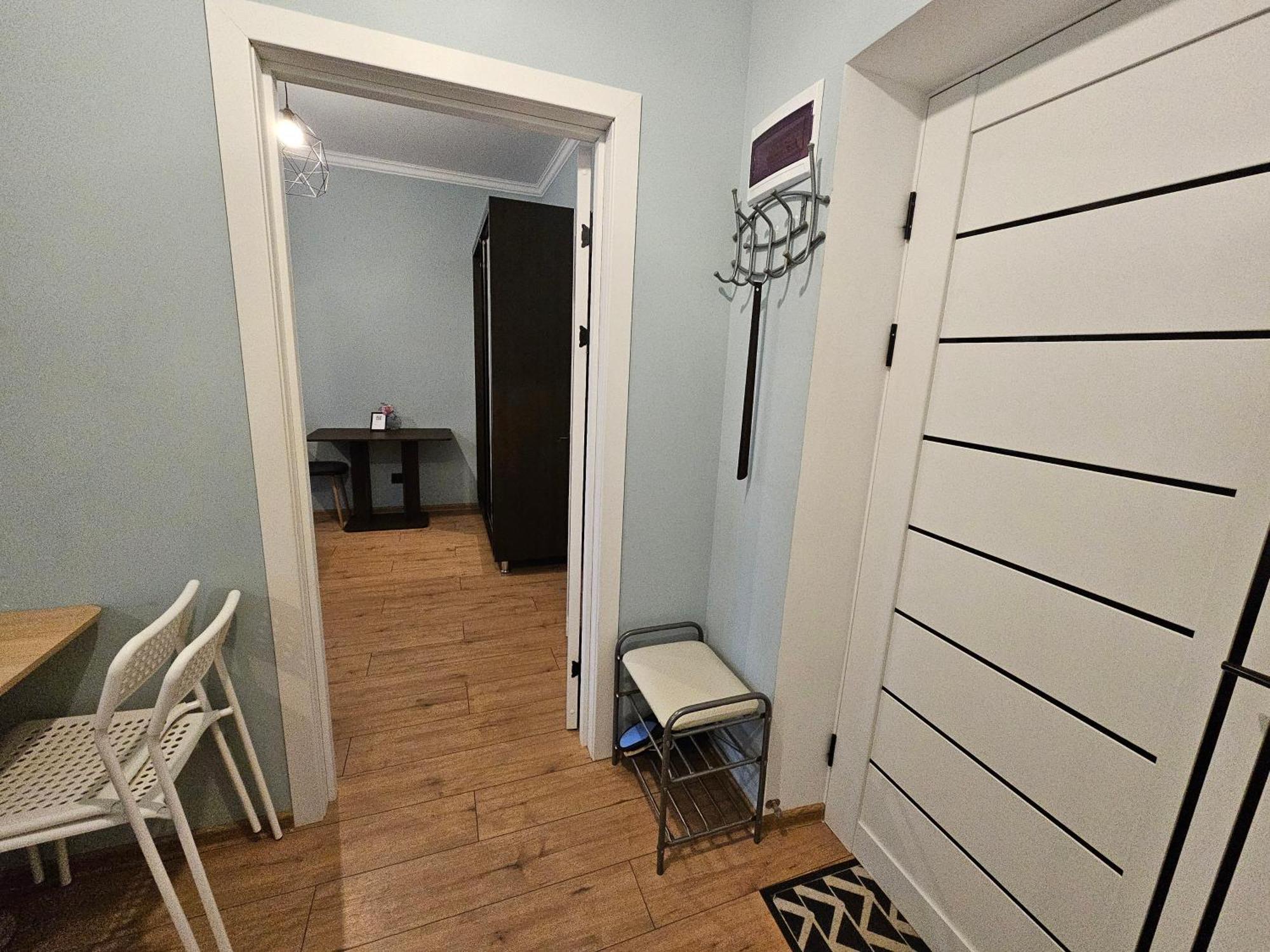 All New And Cozy Apartment In The Silence Center キシナウ エクステリア 写真